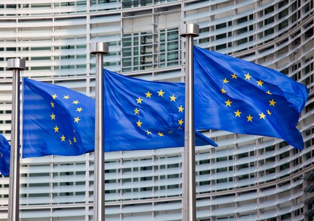 EU to deal with skills shortages through new long-term residence rules