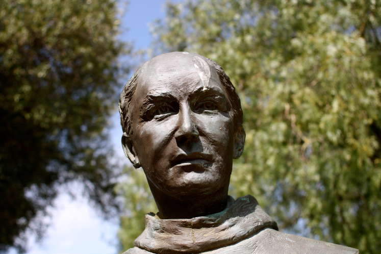 Statue of Junipero Serra in California