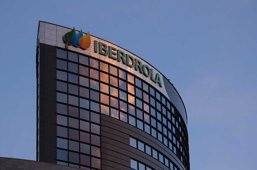Iberdrola wins clean energy supply contract for Massachusetts