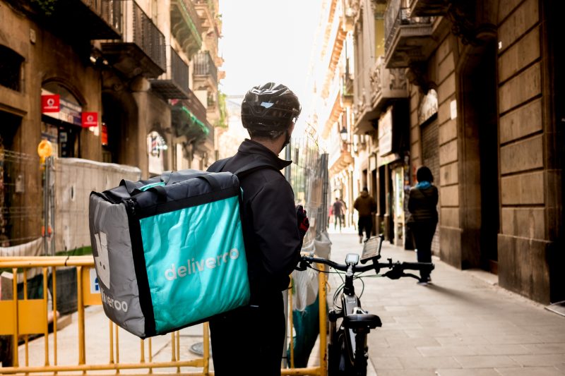 Digital Delivery Platforms Outsource Riders with Precarious Contracts
