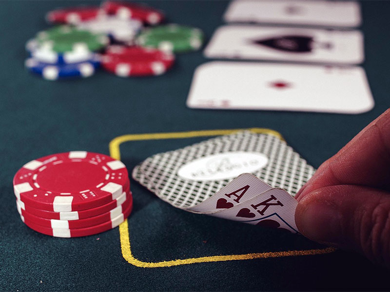 4 life lessons that poker teaches you