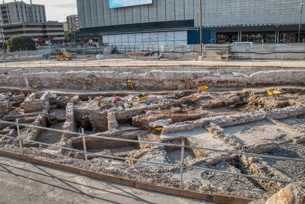 Extraction of archaeological remains in last stages at Málaga Metro