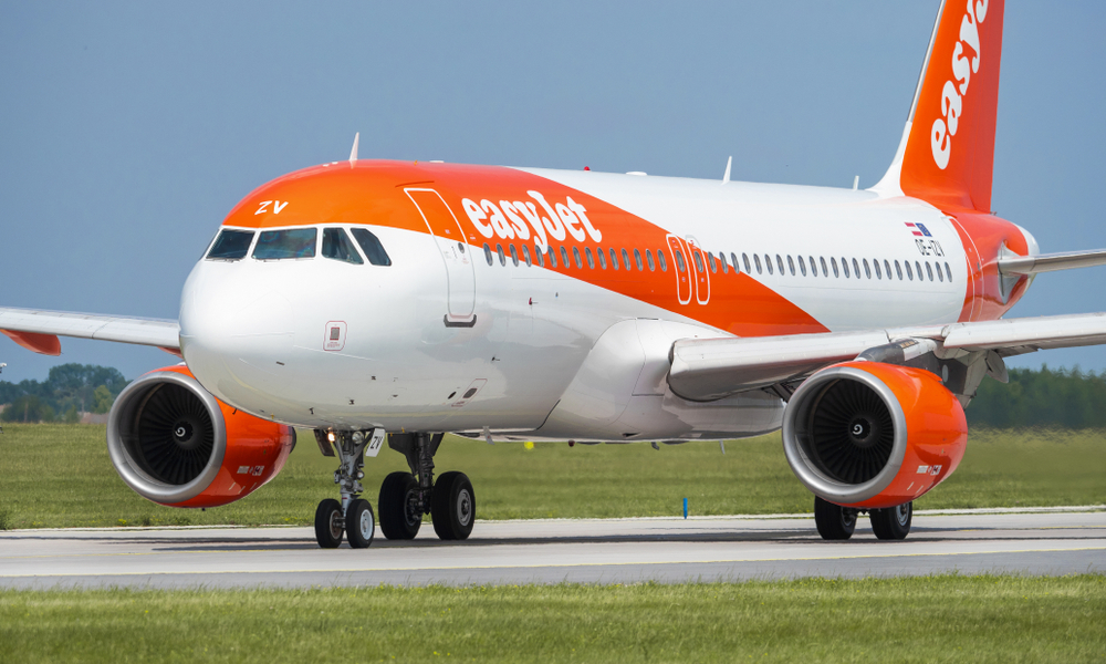 Mosquito kills EasyJet trainee pilot after she develops a fatal infection