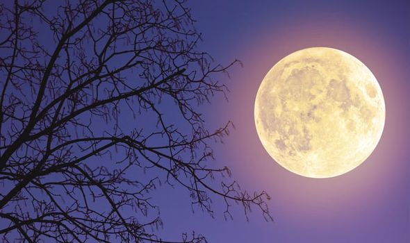 Rare Pink Supermoon Will Be Visible Throughout Spain