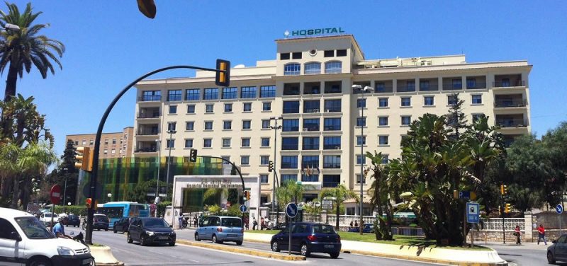 Malaga Regional Hospital SUSPENDS visits due to advance in the pandemic