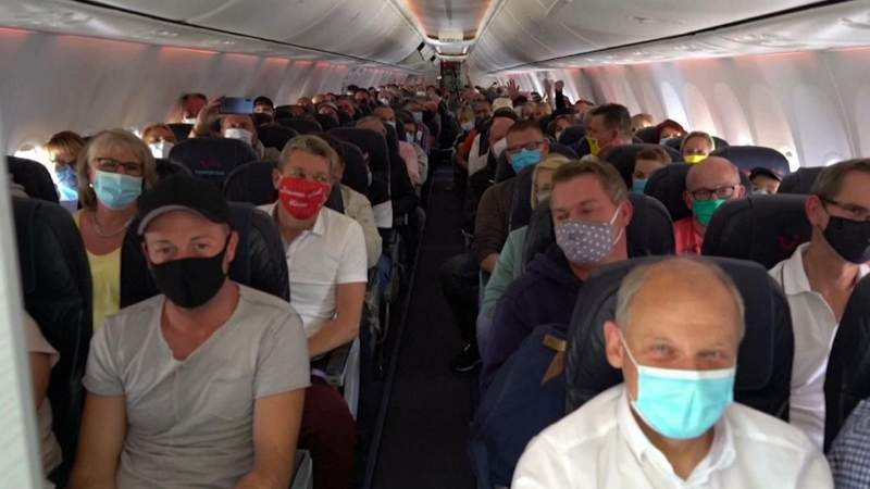 Passenger With Covid DIES on Flight