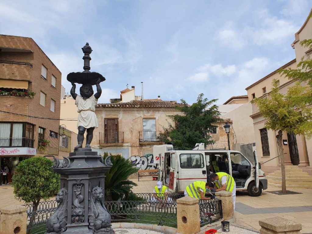 Lorca City Council carries out improvement works in the Plaza del Negrito