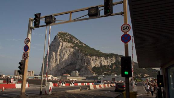 Gibraltar / Spain border to remain open