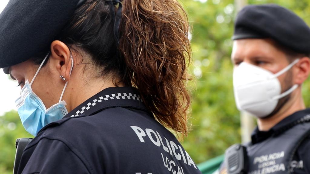 Covid outbreak forces 36 Valencia cops to quarantine