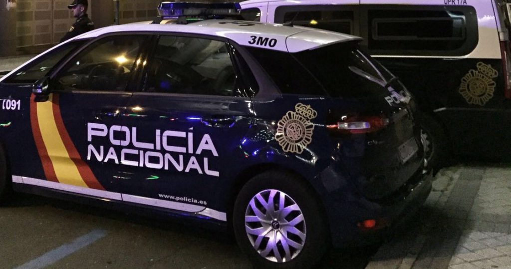 Man arrested in Alicante for breaking curfew armed with a knife