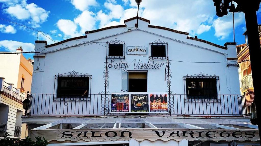 Salon Varietes Theatre a Fuengirola landmark