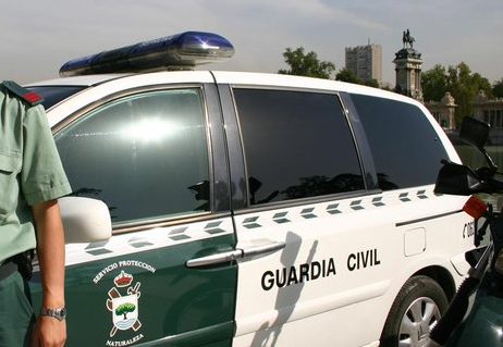 Guardia Civil under investigation for allegedly punching detainee