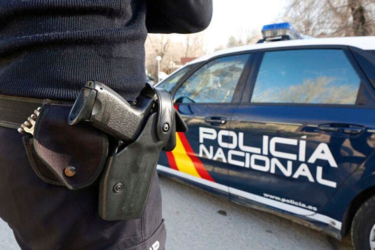 Couple in their sixties arrested for selling drugs in Malaga