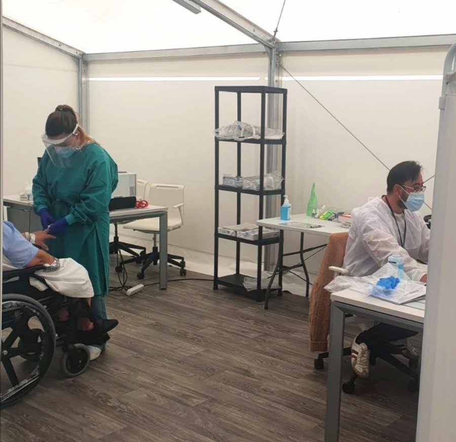 Alicante Field Hospital Gets First Covid Patients to Ease Hospital Pressure