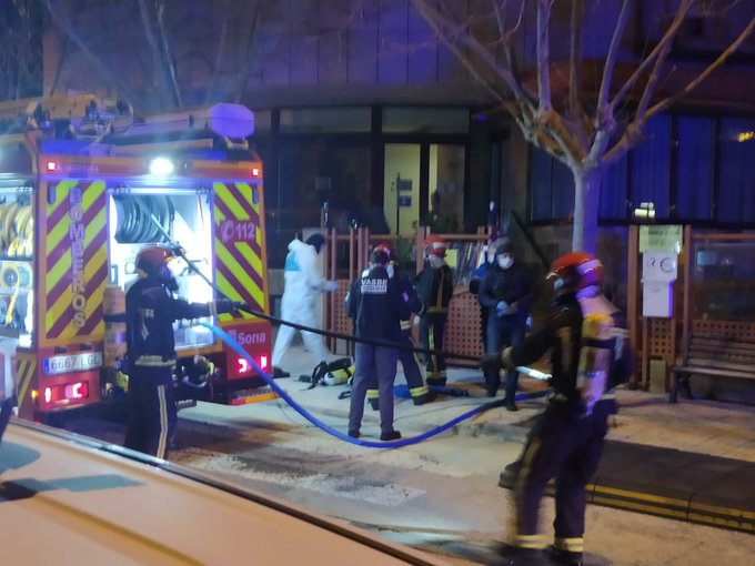 One dead and 11 injured in Covid floor care home fire
