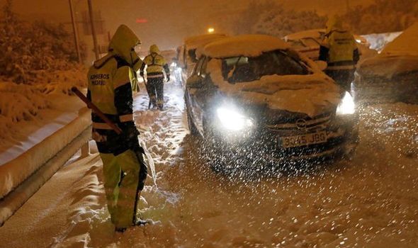 Emergency Services in Madrid Deliver Baby For Pregnant Woman Trapped in Snow Storm