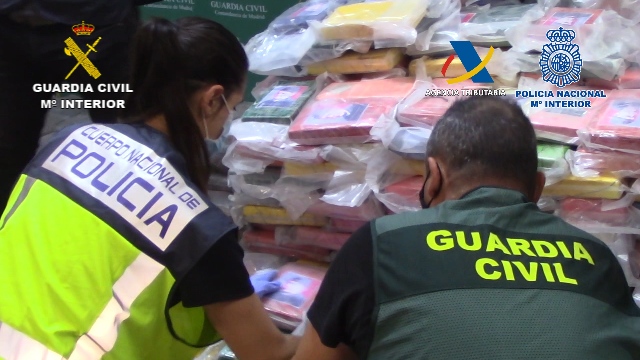 Guardia Civil Deploy 300 Officers to Bust Andalucian Narco Network