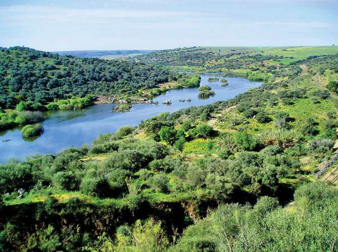 New Eco Resort Under Construction on Huelva's Guadiana River