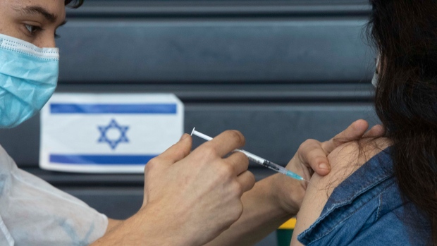Israel Vaccinates Teenagers Ahead of School Exams
