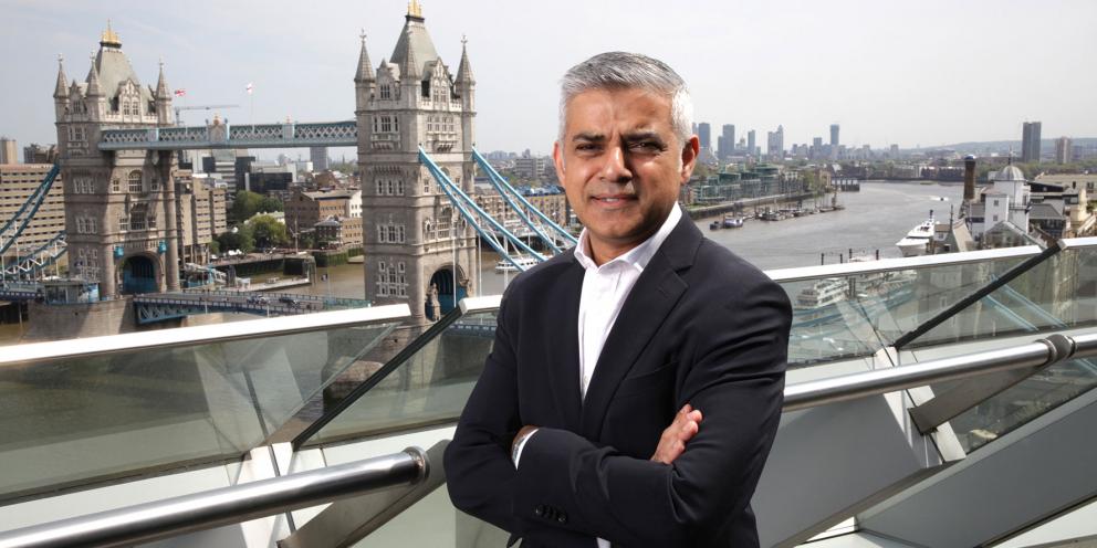 Mayor of London Asks UK Government To Tighten Restriction Measures