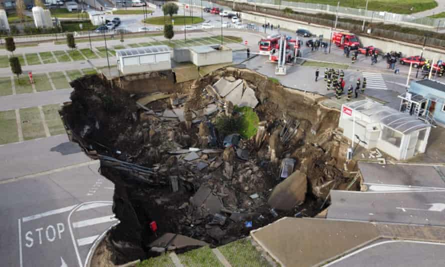 Cars Swallowed by Enormous Sinkhole Outside Italian Hospital