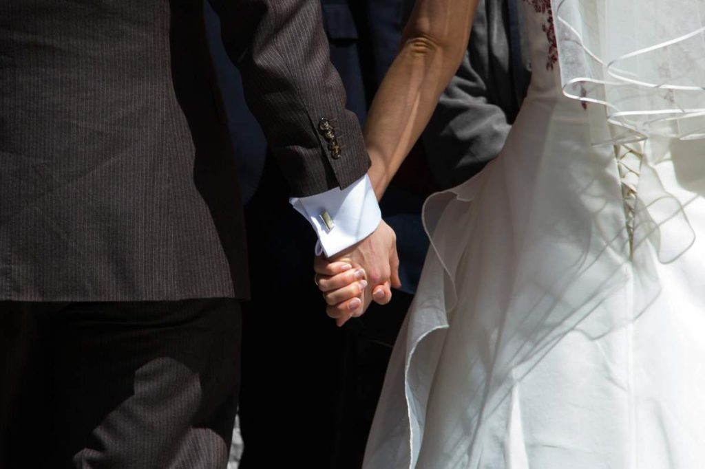 Dominican Republic bans child marriage