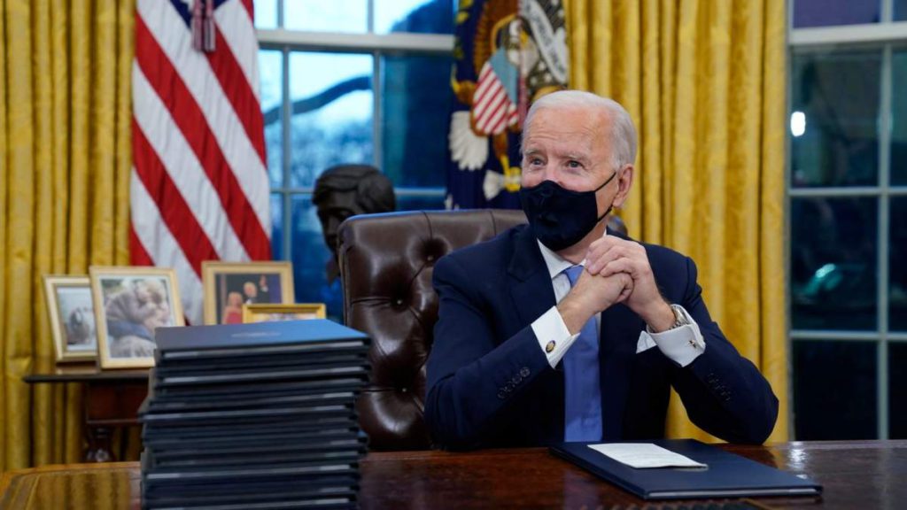 Biden To Reimpose COVID-19 Travel Ban That Trump Lifted In Final Days