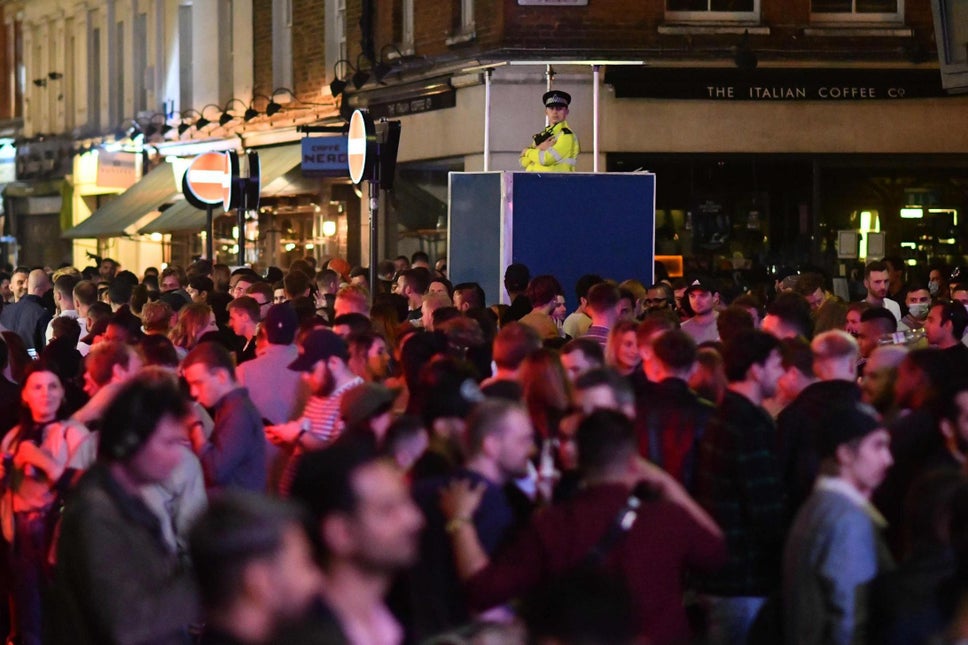 Police Break Up 'Covidiots' Rave In London- This Time Issuing Over £15,000 In Fines