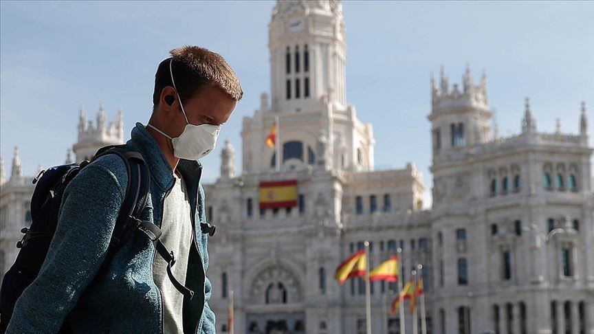 Spain Registers 25,456 New Cases With The Incidence Rate Now At 350