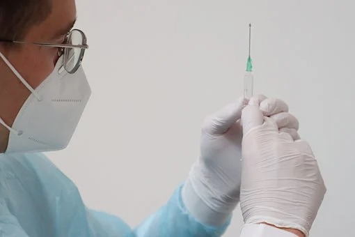 Chinese Doctor Labels Their Vaccine ‘The Most Unsafe In The World’