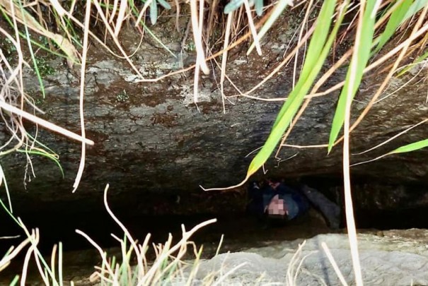 Boy rescued unscathed from narrow crevice in Cantabria