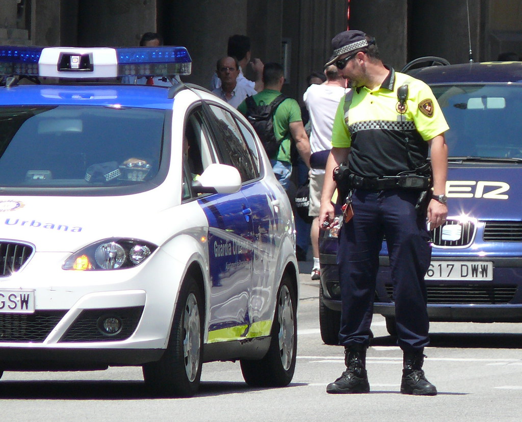 Malaga police hand out 600 fines to Covid rule breakers