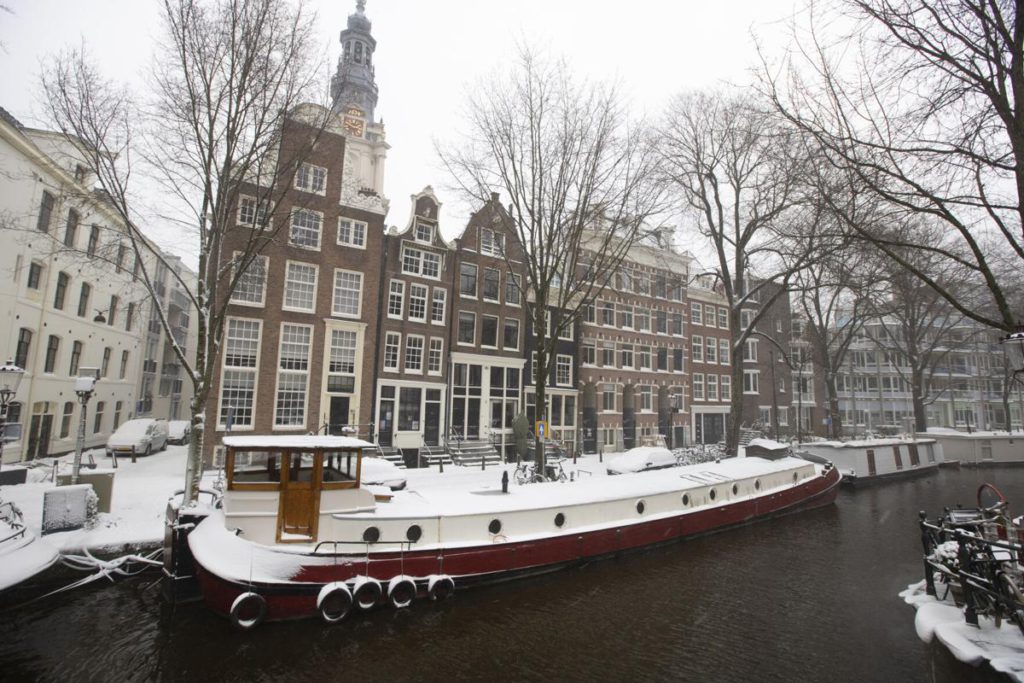 Netherlands Extends Coronavirus Curfew Until March 3