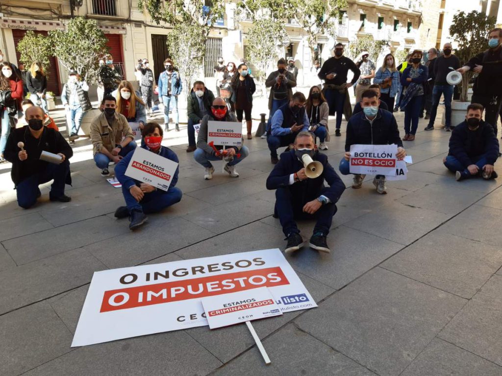 Protestors Rally To Demand Businesses are Reopened in the Valencian Community