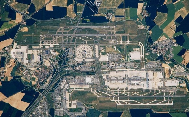 Paris Airport Extension Shelved To Respect Climate Goals