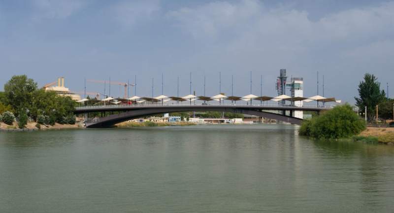 Sevilla: Missing Man's Body Recovered From Guadalquivir River