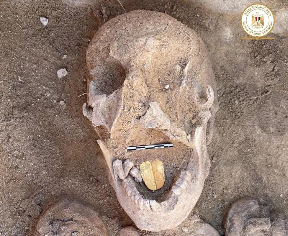 Archaeologists Discover Mummies Buried With Gold Tongues in Egypt