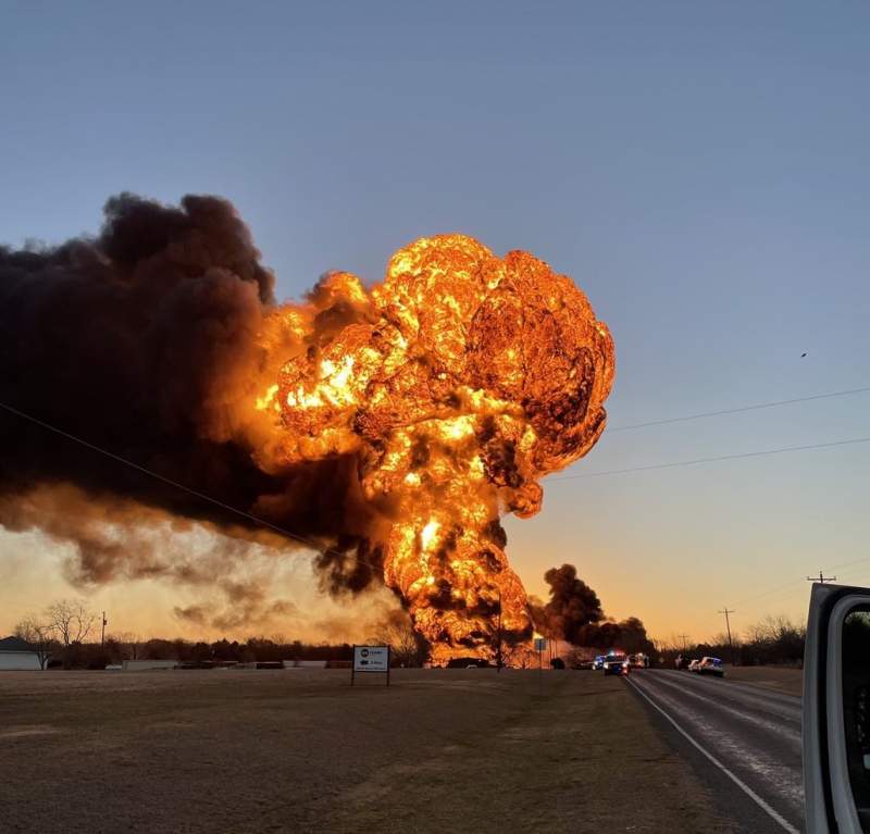 Train Exploding Oil Lucky Escape for Driver and Conductor as Train Carrying Oil Explodes in ...