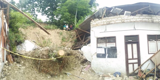 Five Dead And Dozens Feared ‘Buried Underground’ After Indonesian Landslide