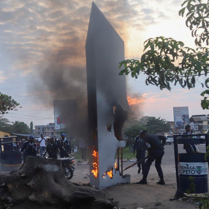 Mystery Monolith Torn Down By Fearful Mob In DR Congo