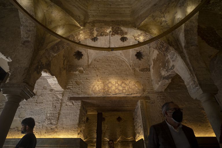 Ancient Islamic Bathhouse Uncovered In Sevilla Tapas Bar