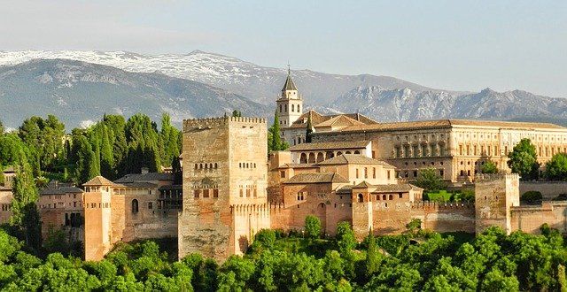 Granada's Iconic Alhambra and Cathedral Damaged by Earthquakes