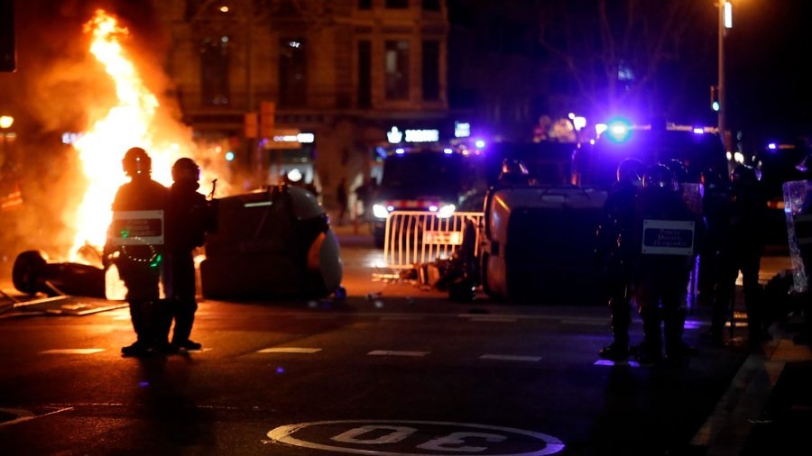 Police Clash With Protesters In Barcelona Over Jailed Rapper For The Second Night