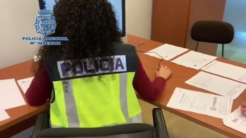 Cádiz National Police Dismantle Network Offering Fake Documents To Migrants