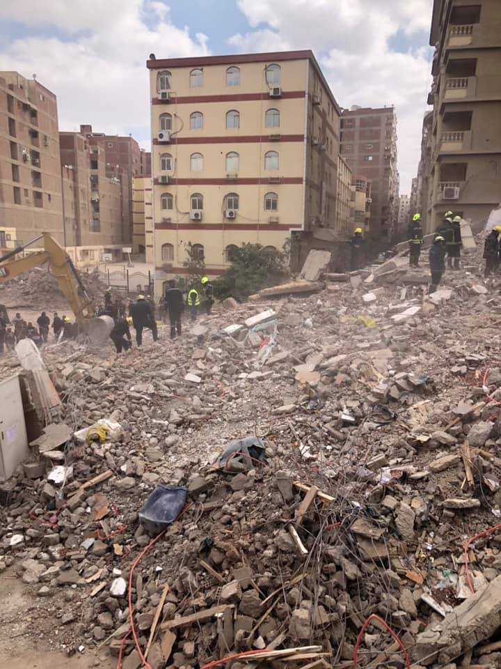Five Dead After Building Collapse In Egypt
