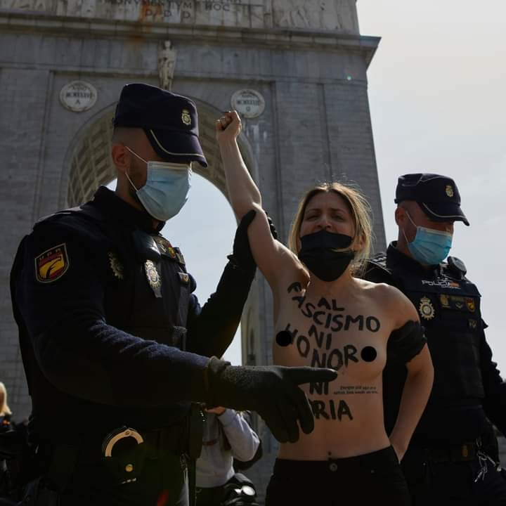 WATCH: Topless Feminist Activists Clash With Franco Supporters