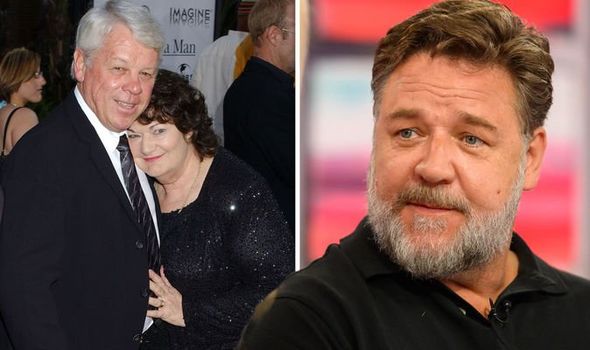 Russel Crowe Left Devastated Over The Death Of His Father