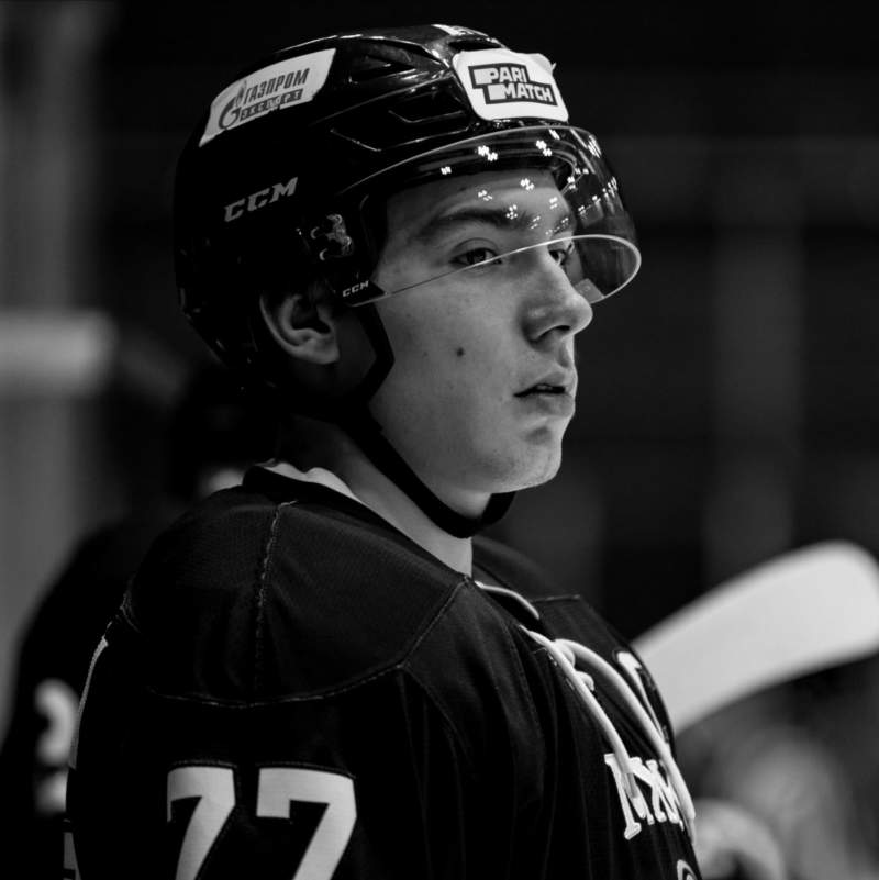 19-Year-Old Ice Hockey Star Dies After Being Hit By A Puck