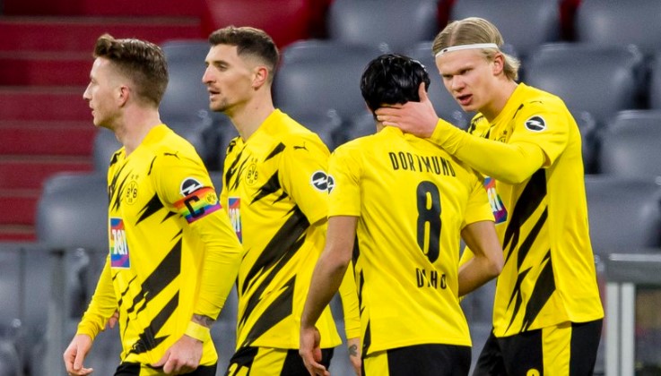 Sevilla Knocked Out Of Champions League By Dortmund