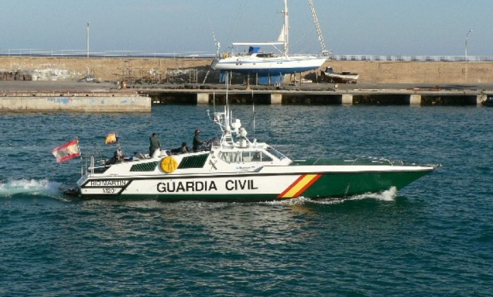 Tenerife Guardia Civil Rescue Two Crew Members Of Sinking Boat